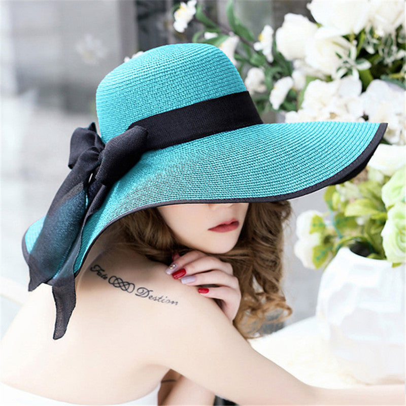 Breathable Vivian wide-brim sun hat for women, ideal for summer and offering great sun protection.