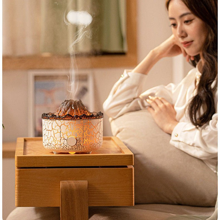 Smart volcanic air humidifier: dynamic LED eruption light & quiet mist. Ideal for aromatherapy & a relaxing atmosphere.