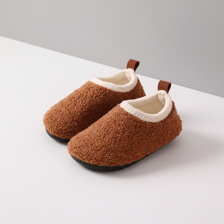 Plush winter house slippers for children, unisex design with warm fleece lining