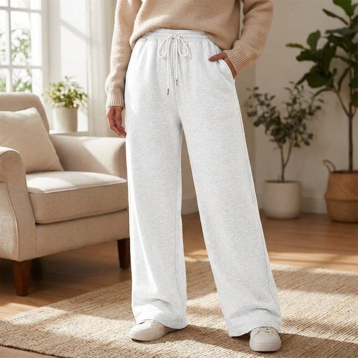 Warm women's Harper fleece-lined jogging trousers in black, perfect for loungewear or activewear.