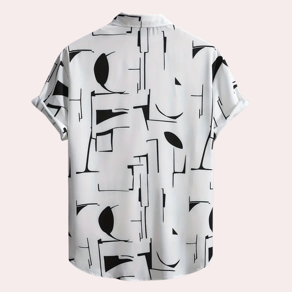 Men's comfortable long-sleeve classic shirt, ideal for timeless fashion and casual wear.