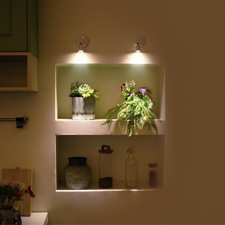 Battery operated LumaSpot LED spotlight, perfect for interior lighting, with USB cable.