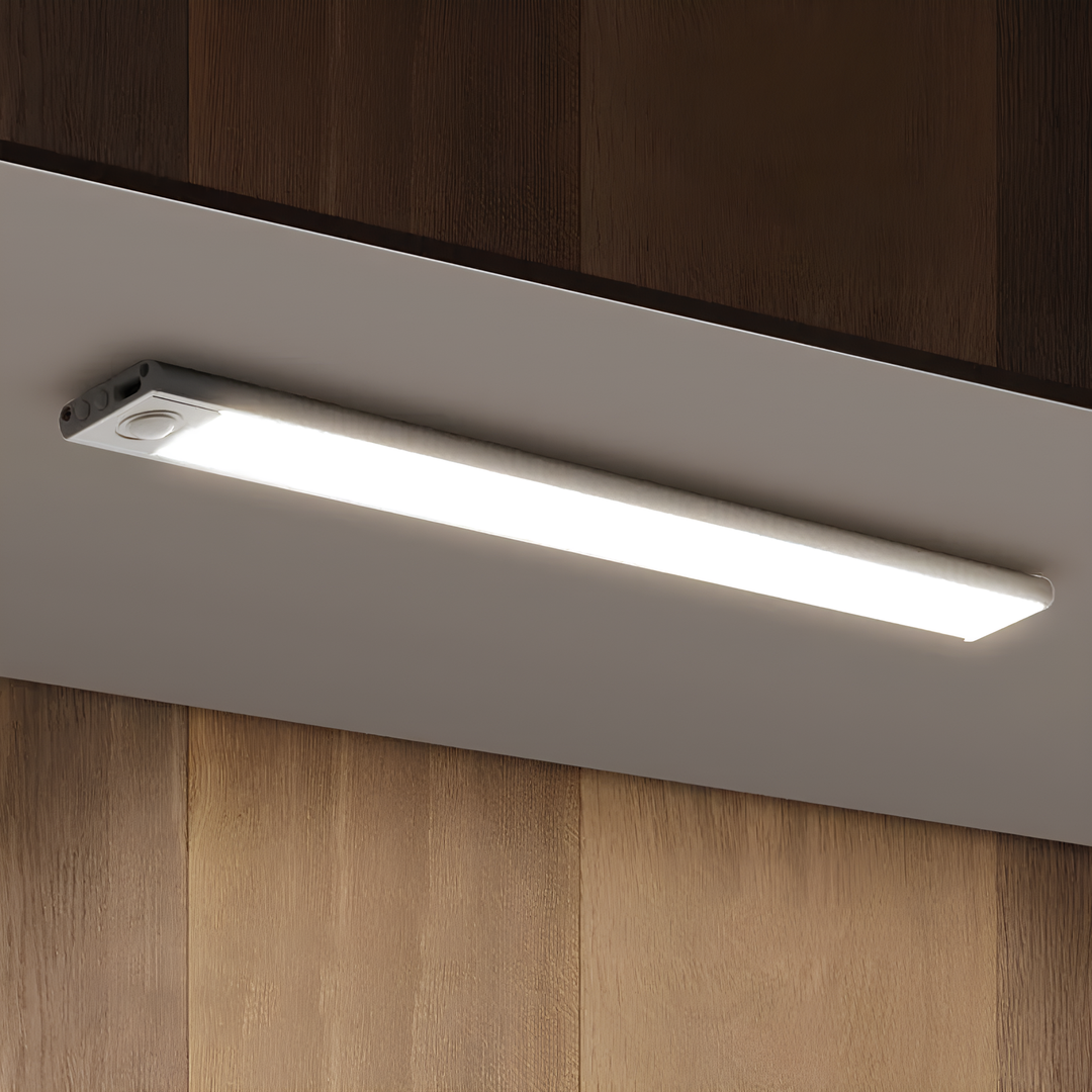 Smart home lighting: wireless motion sensor cabinet light for effortless illumination