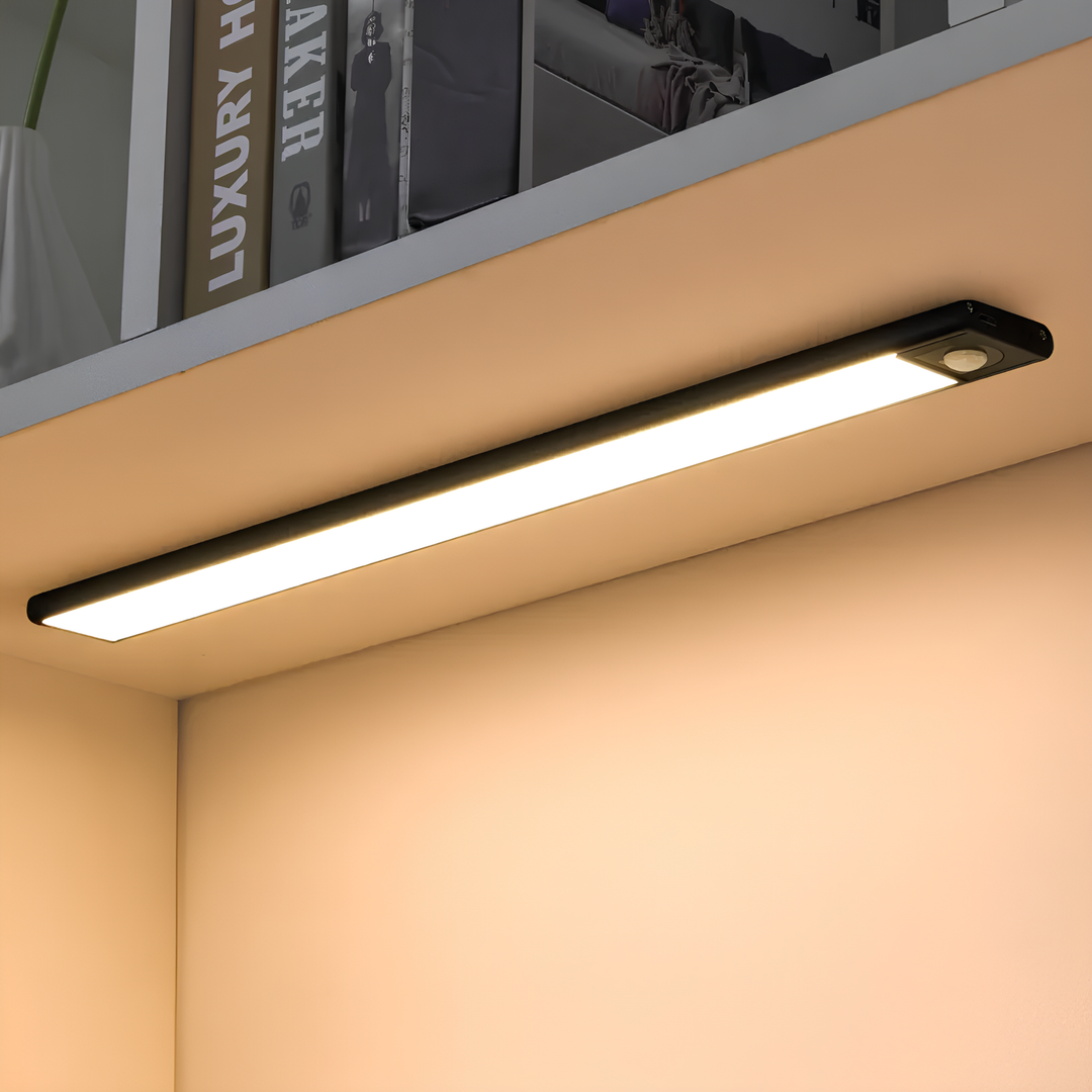 Rechargeable LED motion sensor lamp, ideal for kitchen, closet, or dark spaces