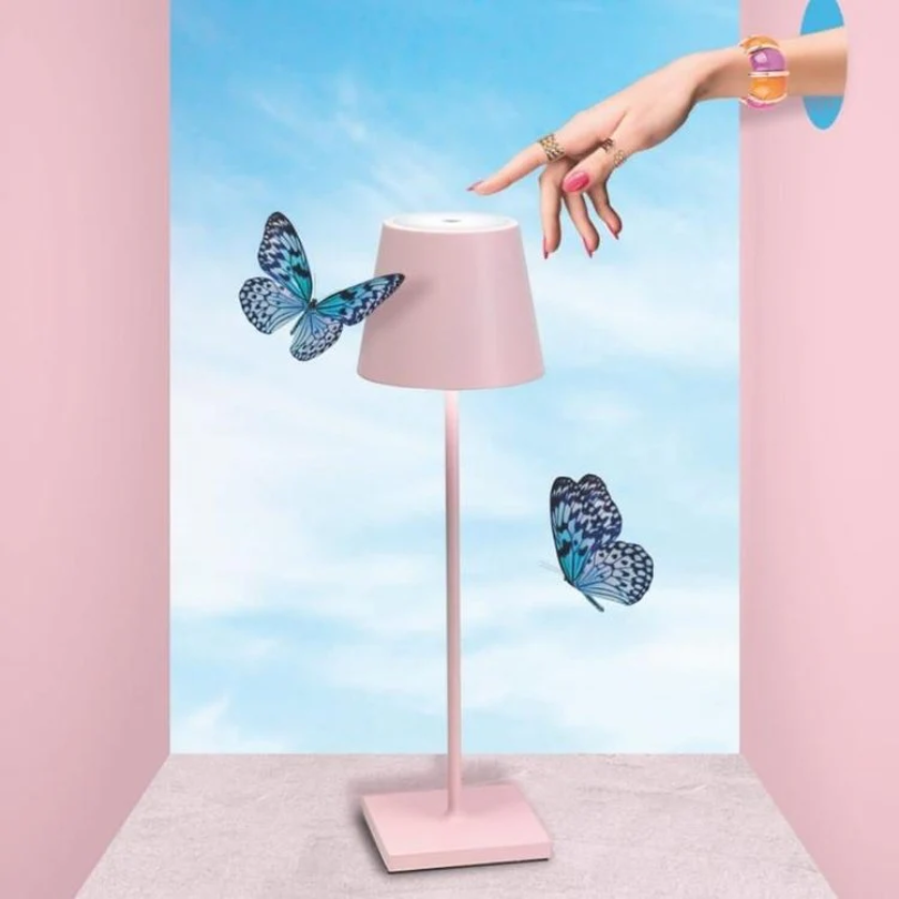Contemporary LED table lamp, LumiFlex, with touch sensor for easy brightness adjustment.