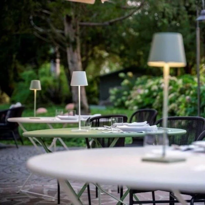 Cordless LED desk lamp, LumiFlex, combining sleek design with practical touch-sensitive illumination.