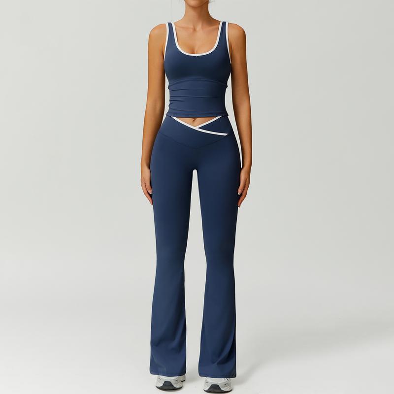 Fitness outfit: women's capri legging and sports bra set. Perfect for active women, stretchy & sculpting.