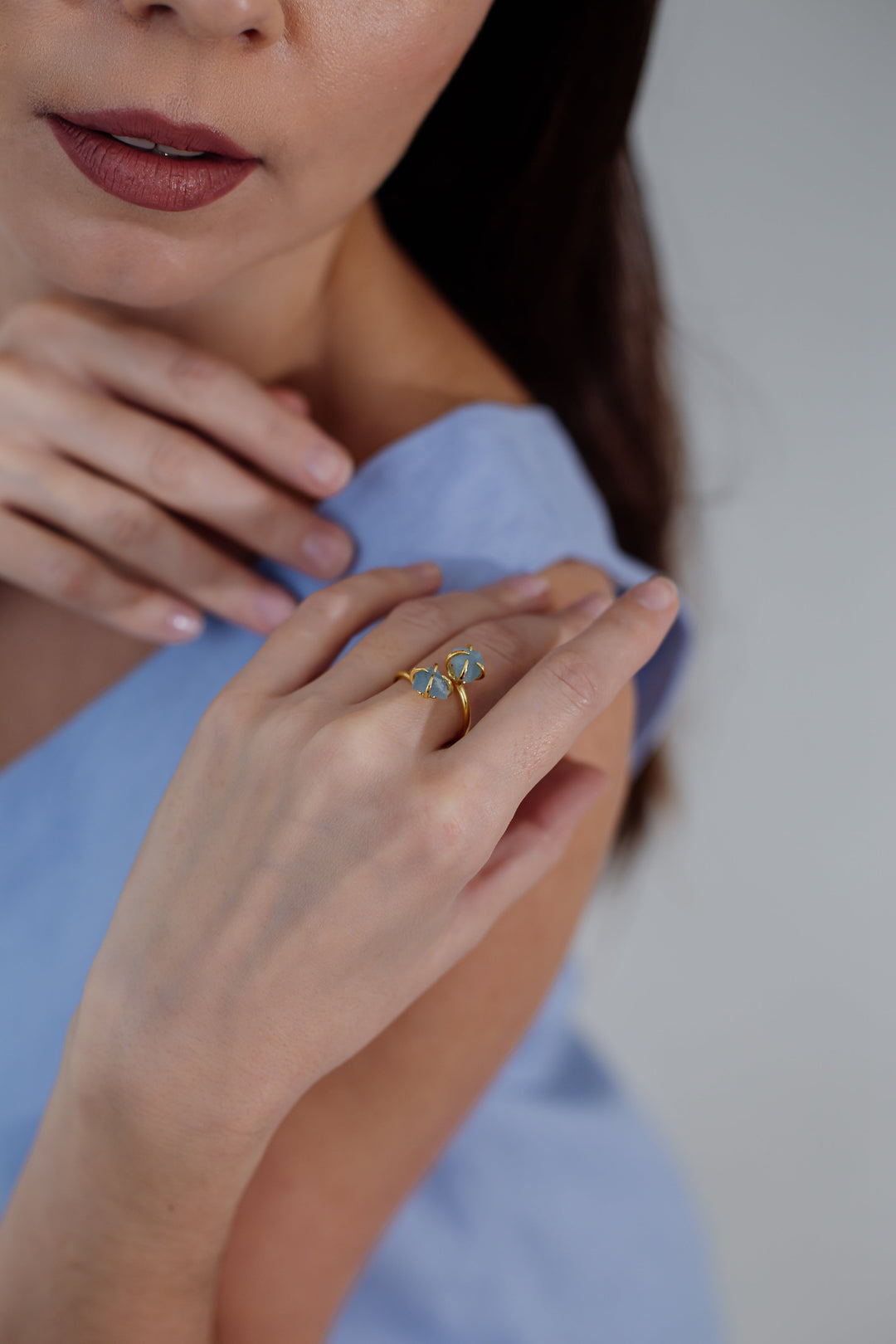 Unique raw quartz adjustable ring for women, handmade for healing & style.