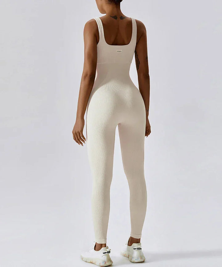 Comfortable women's fitness jumpsuit, ideal for yoga, gym workouts, or stylish casual wear.