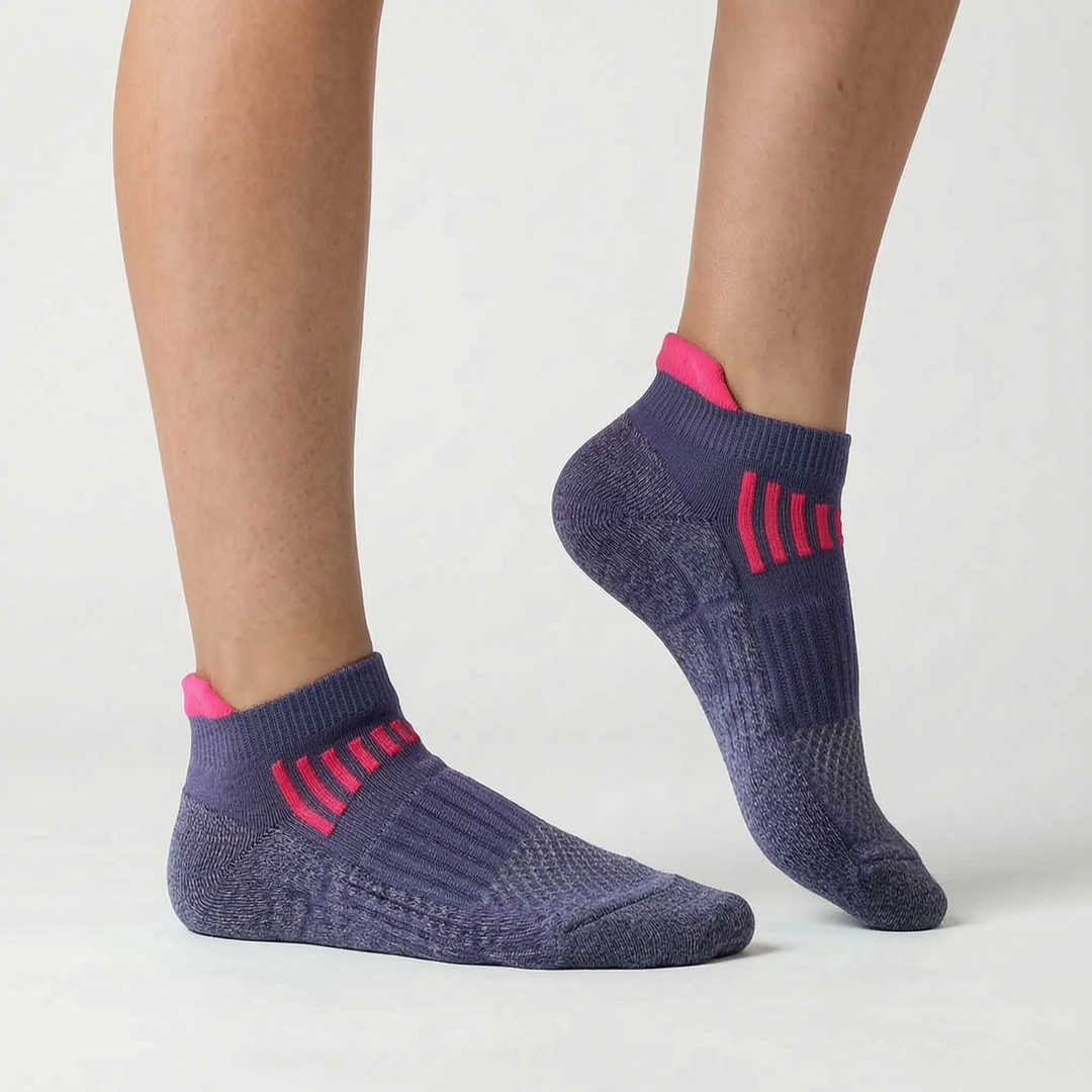 Women's running ankle socks. Durable athletic wear for high-performance fitness workouts.