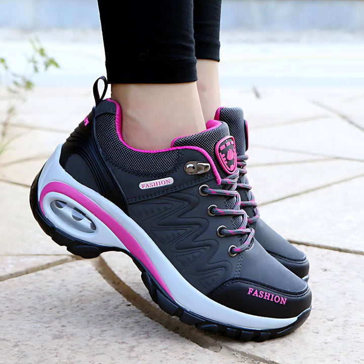 Breathable women's walking shoes featuring arch support & a comfortable design for active everyday wear.