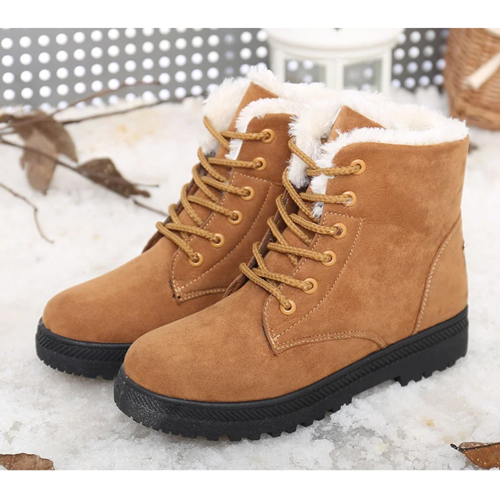 Textured view of Women's Aspen durable winter boots, built for warmth and protection in snow.