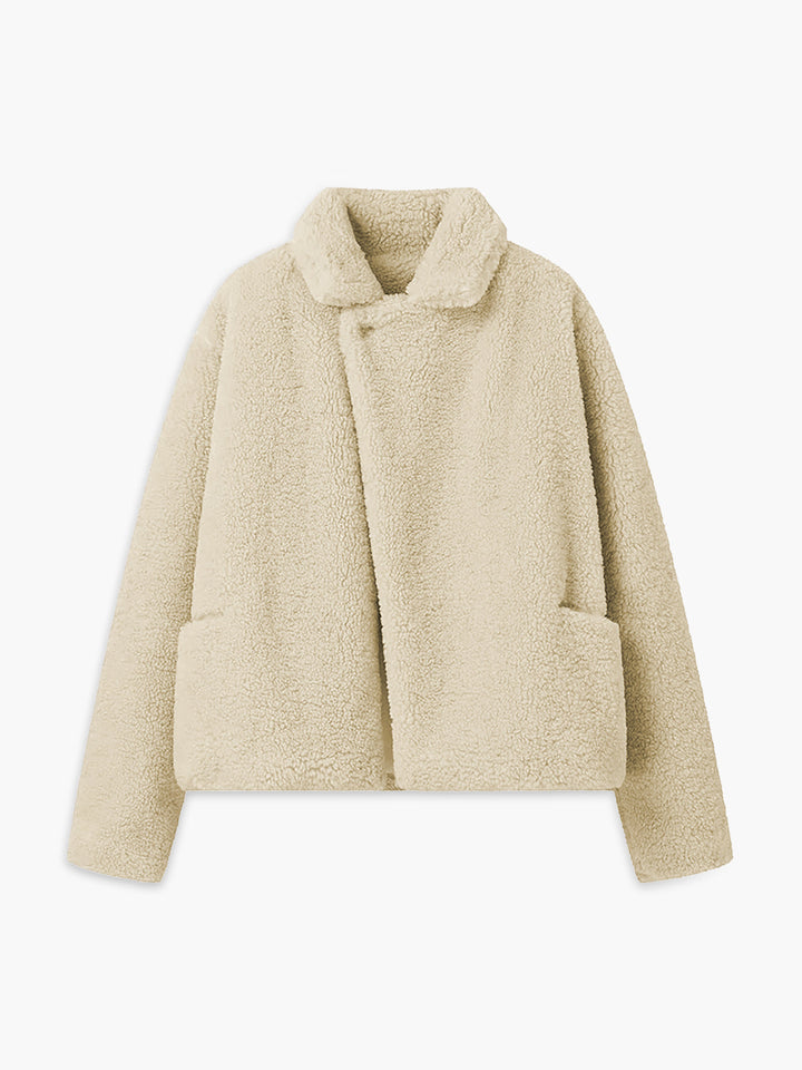 Women's Aveline plush teddy coat, perfect for ultimate warmth & cozy winter style.