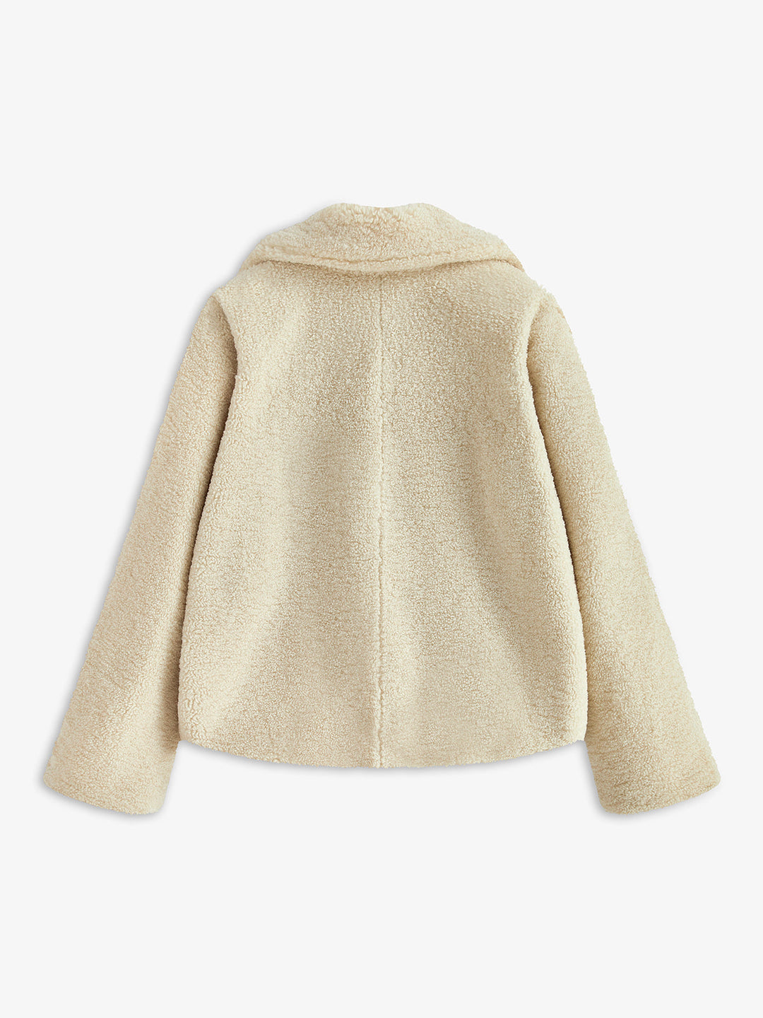 Plush Aveline teddy jacket for women, a stylish & warm outerwear choice for cold weather.