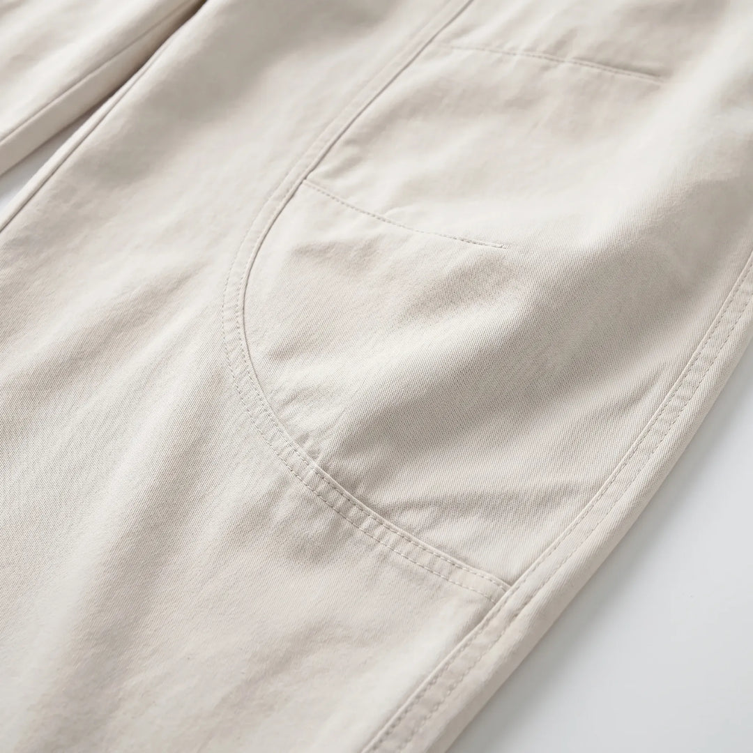 Comfortable women's baggy barrel-leg jeans, low-rise, ideal for summer casual fashion.