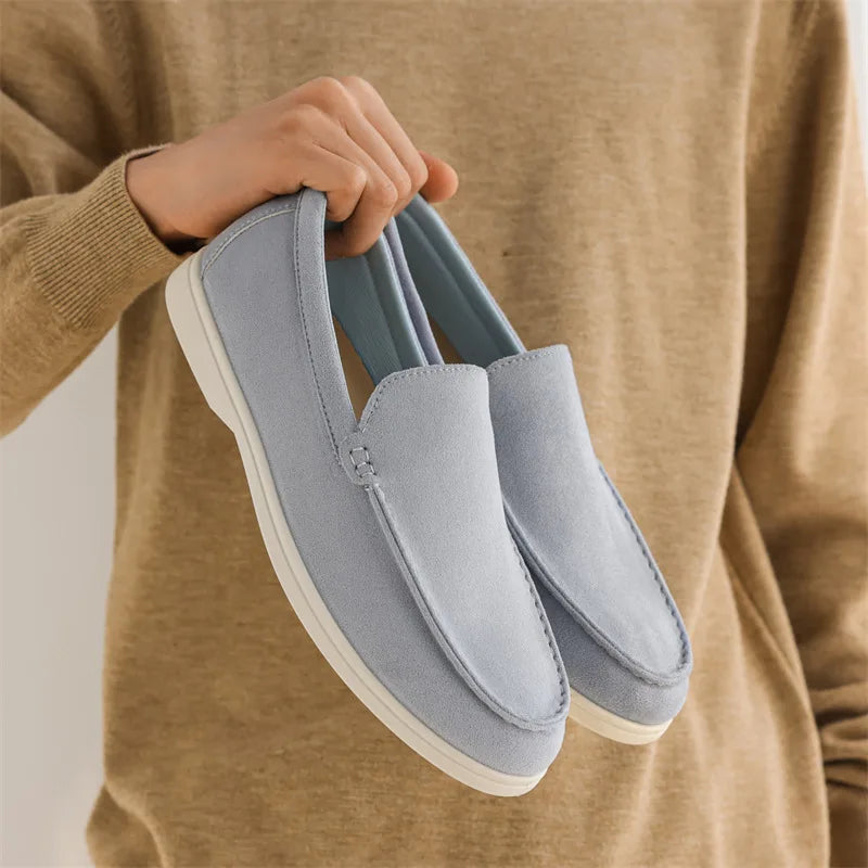 Black women's Belmont loafers, elegant slip-on casual shoes, cushioned with arch support for refined comfort.