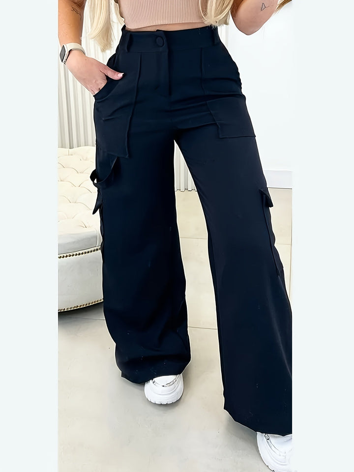 Women's black high-waisted cargo wide leg pants, a modern and effortless style for versatile everyday fashion.