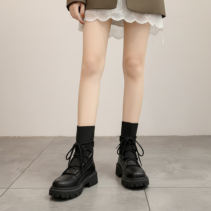 Lilly women's robust outdoor platform boots in black, comfortable and stylish for casual wear