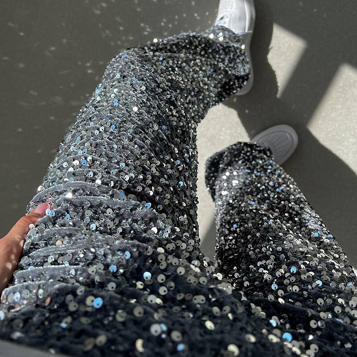 Comfortable women's shimmering high-waisted pants, great for parties and evening wear.