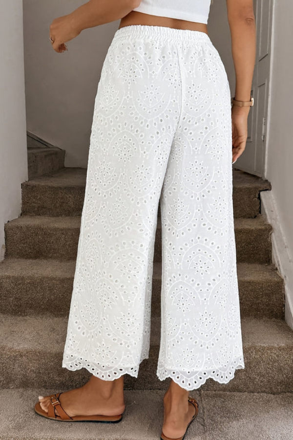 Lightweight women's bohemian cropped pants, a comfortable relaxed fit for summer casual wear.