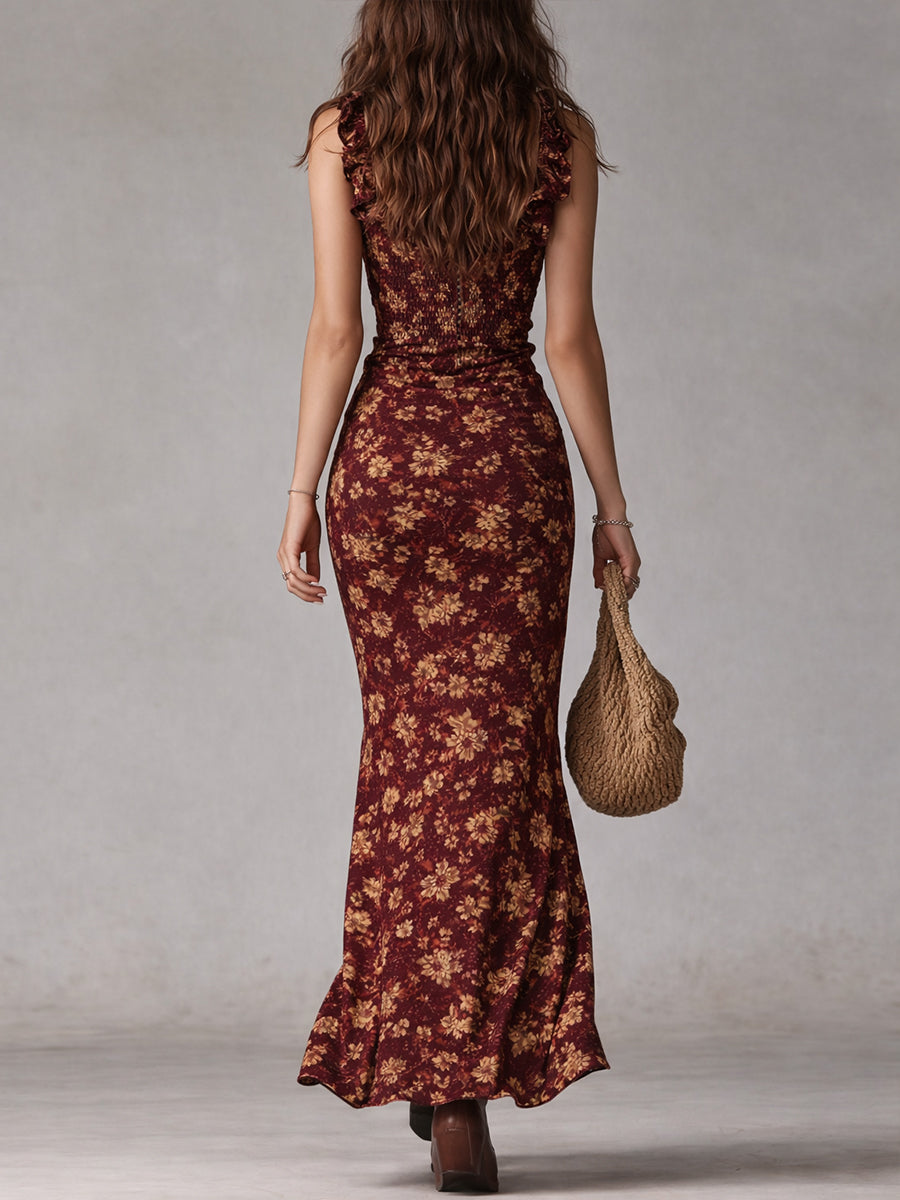 Casual women's floral maxi dress, bohemian style, ruffled sleeves & high side slit, perfect for summer.