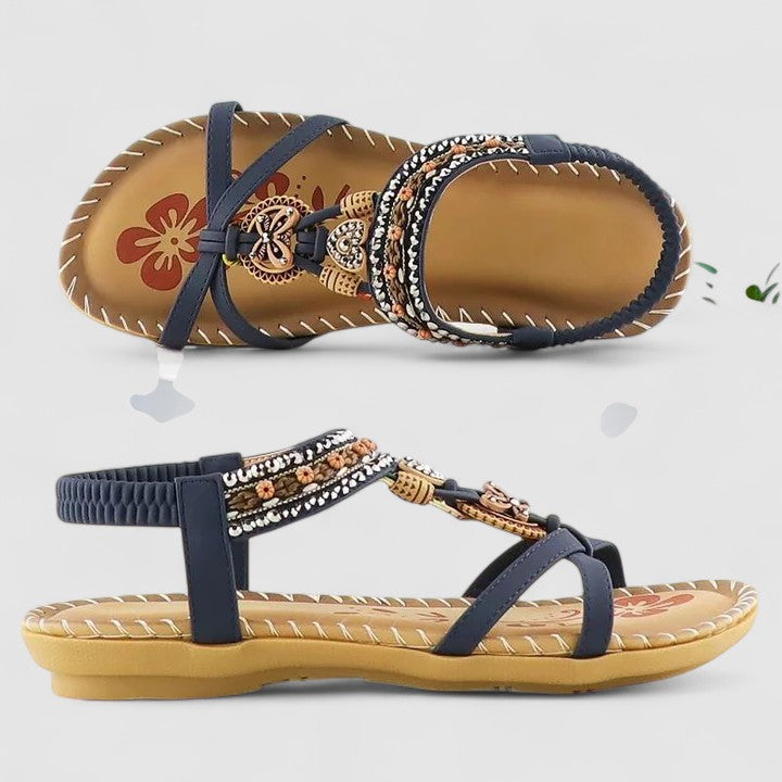 Embroidered flat sandals for women, bohemian style. Great for everyday comfort and beach outings.