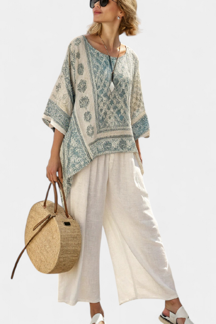 Women's boho floral batwing top & wide leg pant set. Relaxed fit, perfect for summer casual wear or spring fashion.