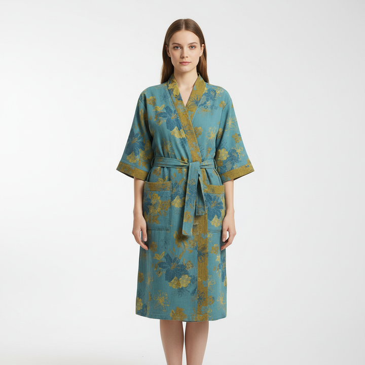Soft cotton women's robe, breathable and comfortable, featuring an elegant floral design