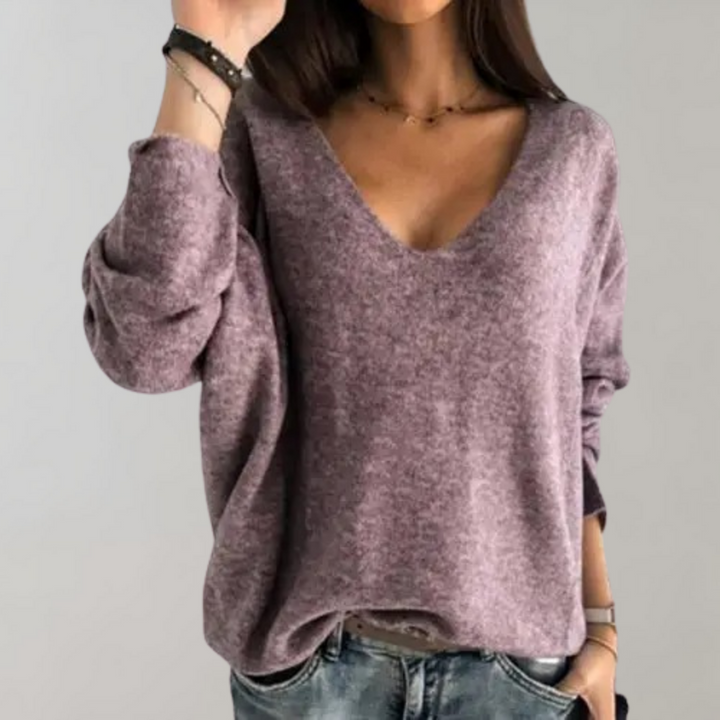 Soft feel women's breathable jumper, ideal for everyday casual comfort. Versatile round neck pullover.