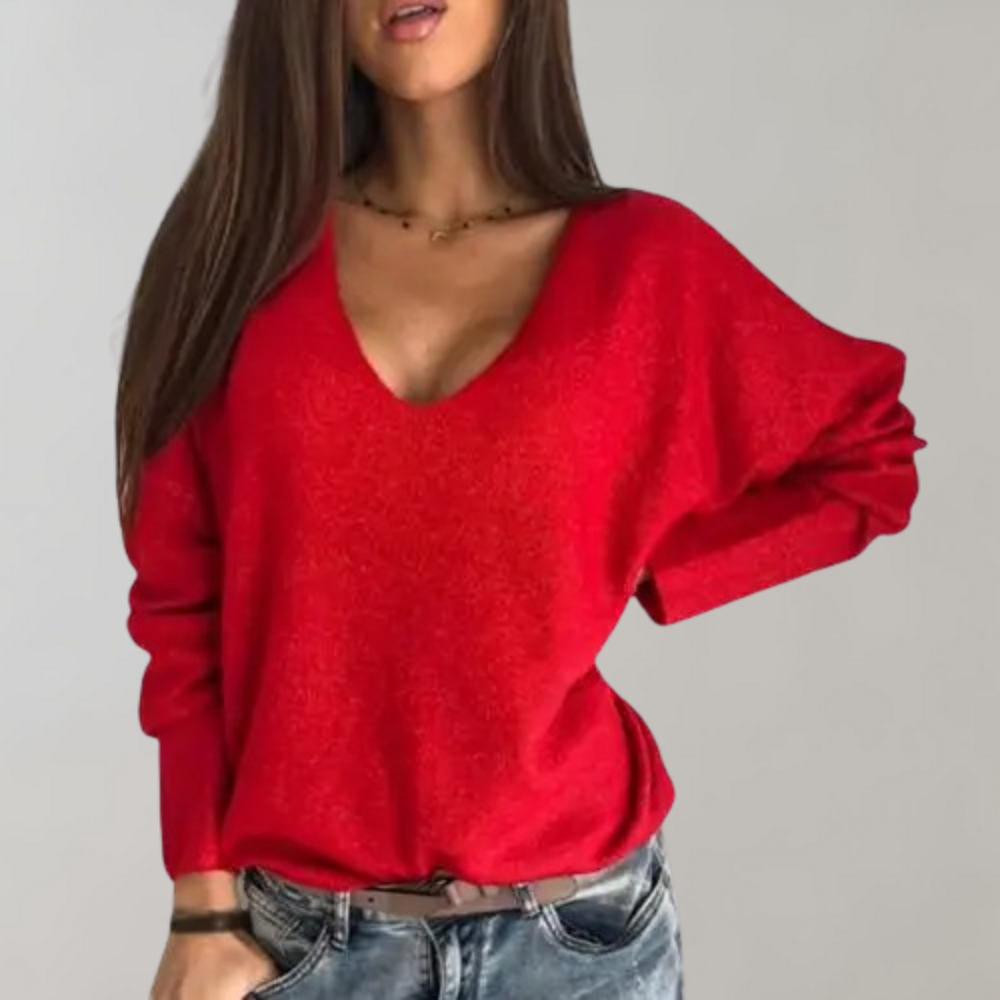 Versatile women's breathable sweater, long-sleeve & round neck. Ideal for casual comfort & style.