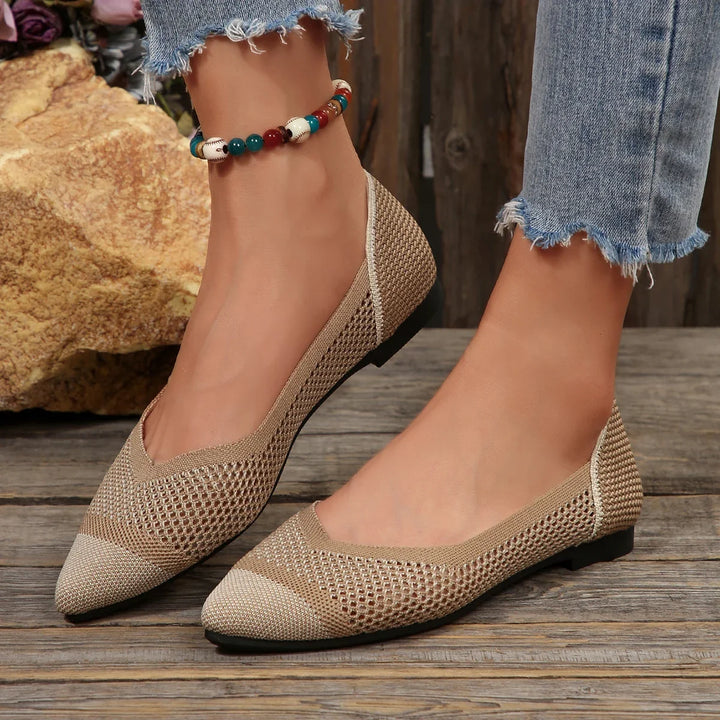 Elegant women's Calora pointed-toe flats, slip-on style, comfortable and breathable for daily wear.