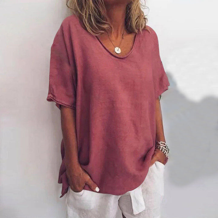 Women's comfortable short sleeve t-shirt, loose fit for summer. Casual relaxed top, perfect for effortless style.