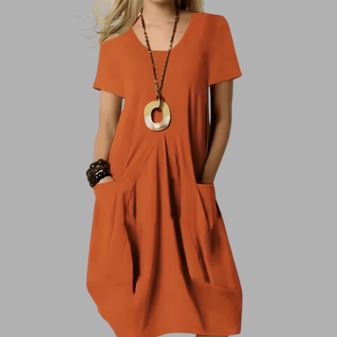 Comfortable women's everyday midi dress. Versatile casual fashion, perfect for a relaxed summer look.