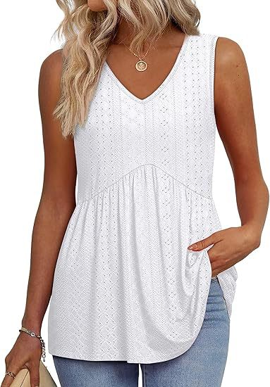 Versatile women's sleeveless blouse, relaxed fit for spring fashion, comfortable daily wear.