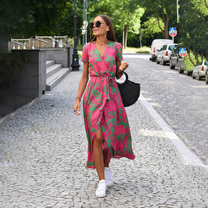 Stylish A-line summer dress for women, featuring a V-neck and trendy puff sleeves.