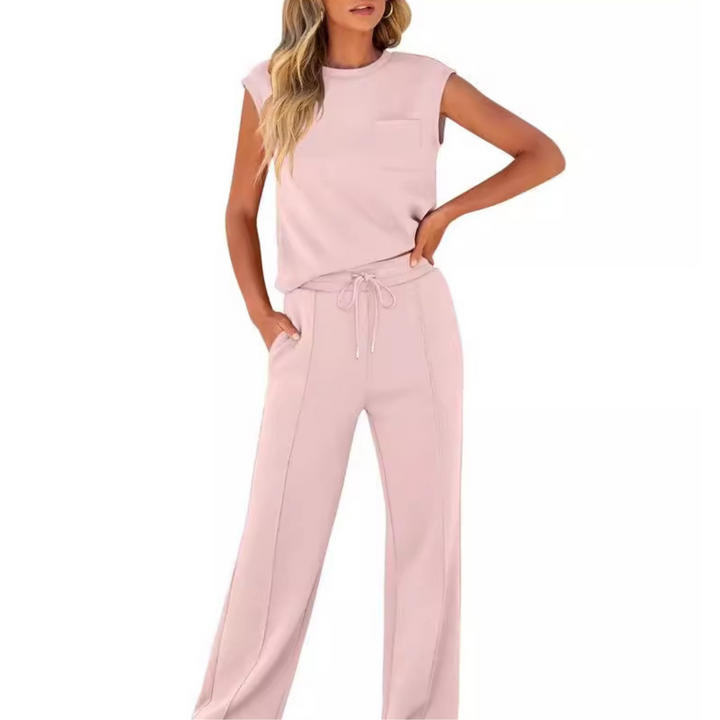 Women's two-piece matching lounge set. Soft fabric & relaxed fit, perfect for casual summer comfort and everyday style.