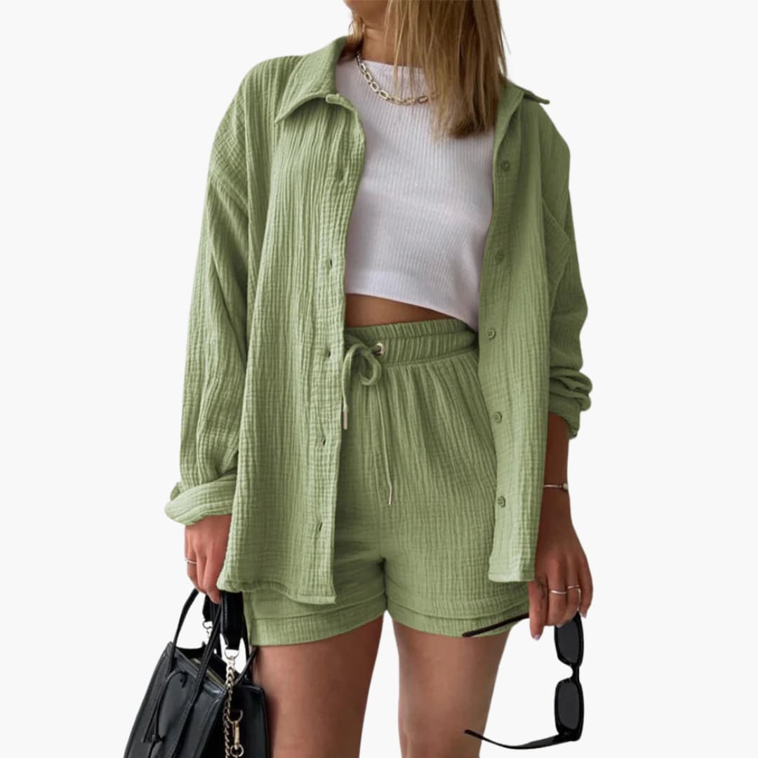 Effortless women's two-piece casual set with a flattering relaxed fit.