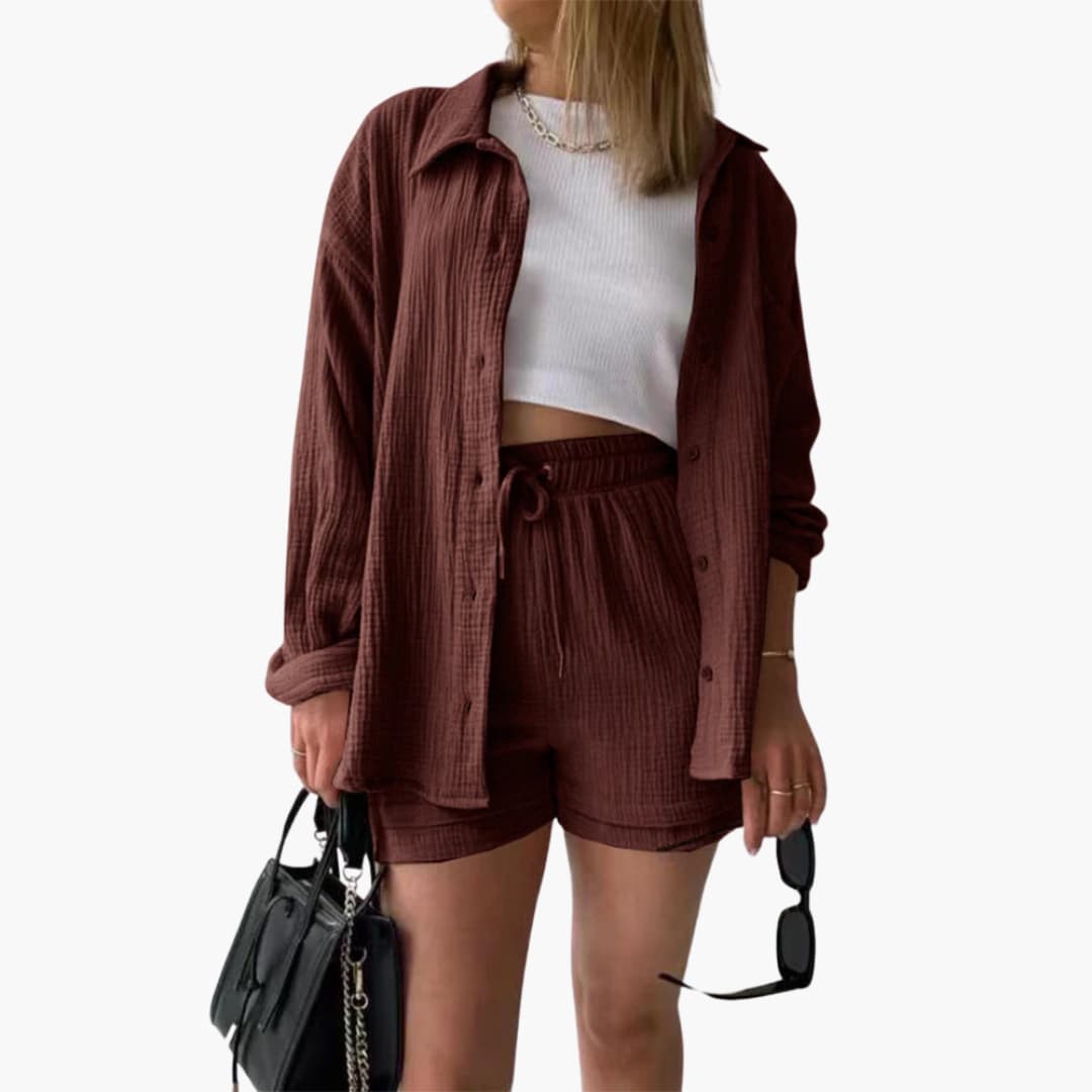 Women's vacation-ready two-piece set, lightweight and with a relaxed silhouette.