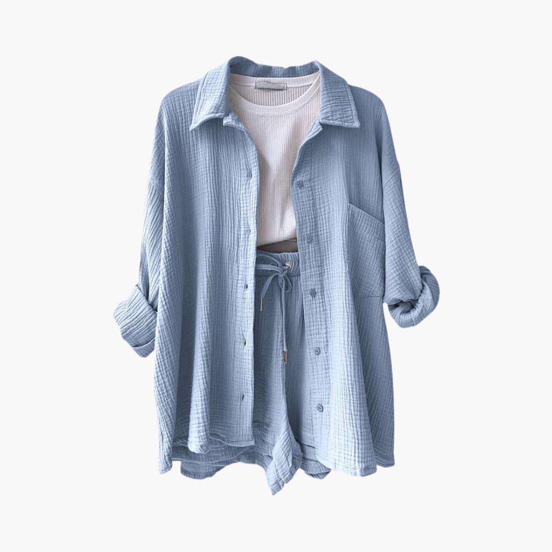 Women's breathable matching set with a relaxed fit for ultimate comfort.