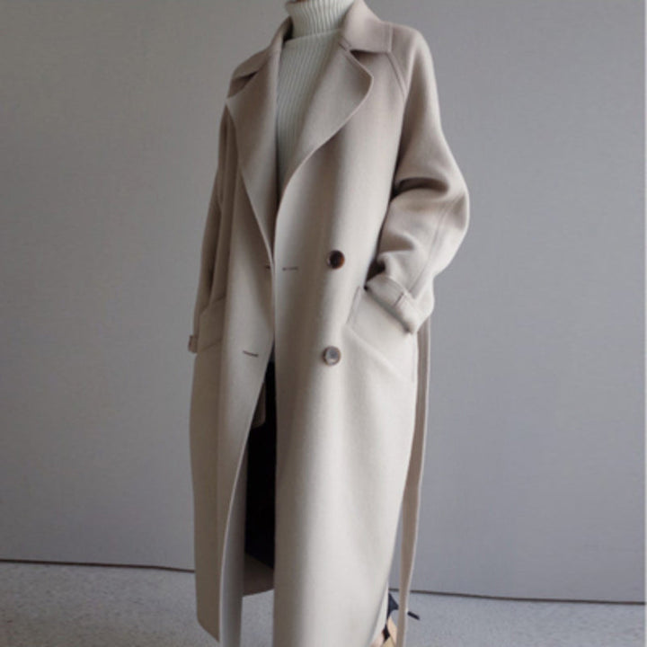 Stylish women's long coat, warm and comfortable for casual fall and winter outerwear.