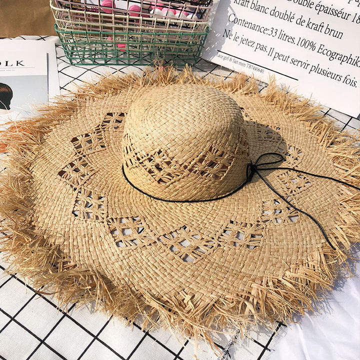 Lightweight women's floppy Panama sun hat, 'Celine' model, perfect straw accessory for summer and beachwear.