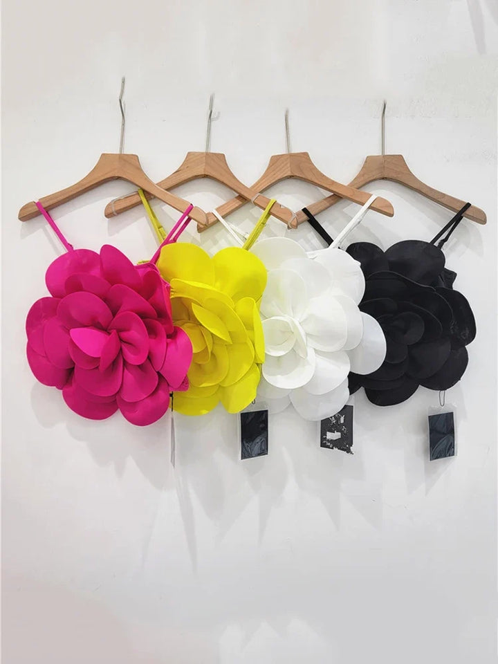 Versatile women's 3D flower top, ideal for a chic everyday or special occasion outfit.