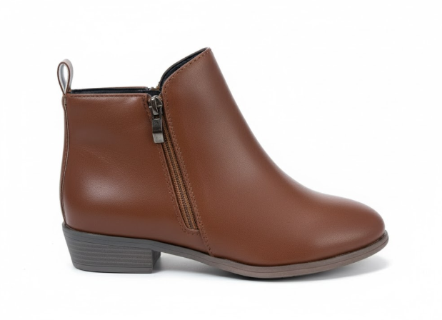 Stylish women's ankle boots, block heel for comfort, side zip closure. Versatile for casual, work, or everyday fall.