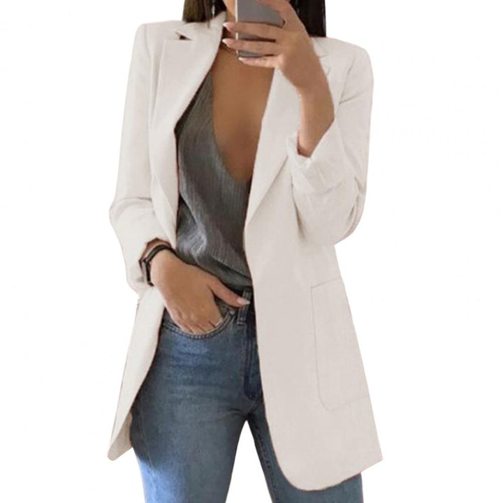 Colorful women's pocket blazer. Chic & fashionable jacket for a stylish, modern and versatile look.