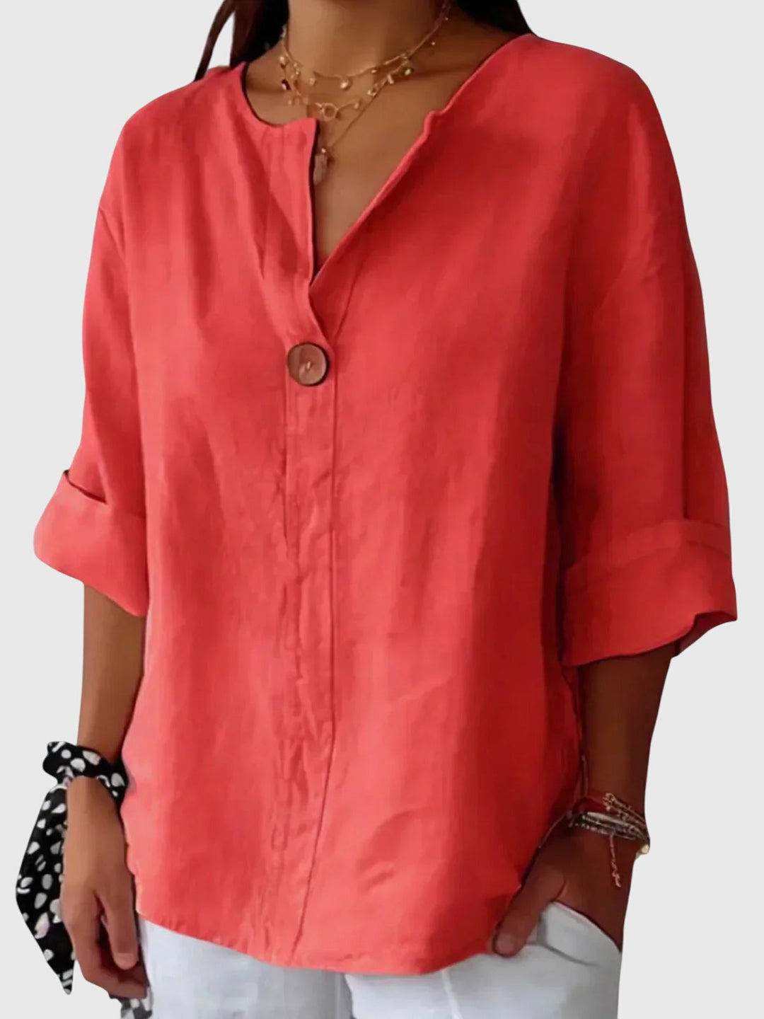 Comfortable women's long sleeve chic top. An elegant shirt for everyday fashion and versatile styling.