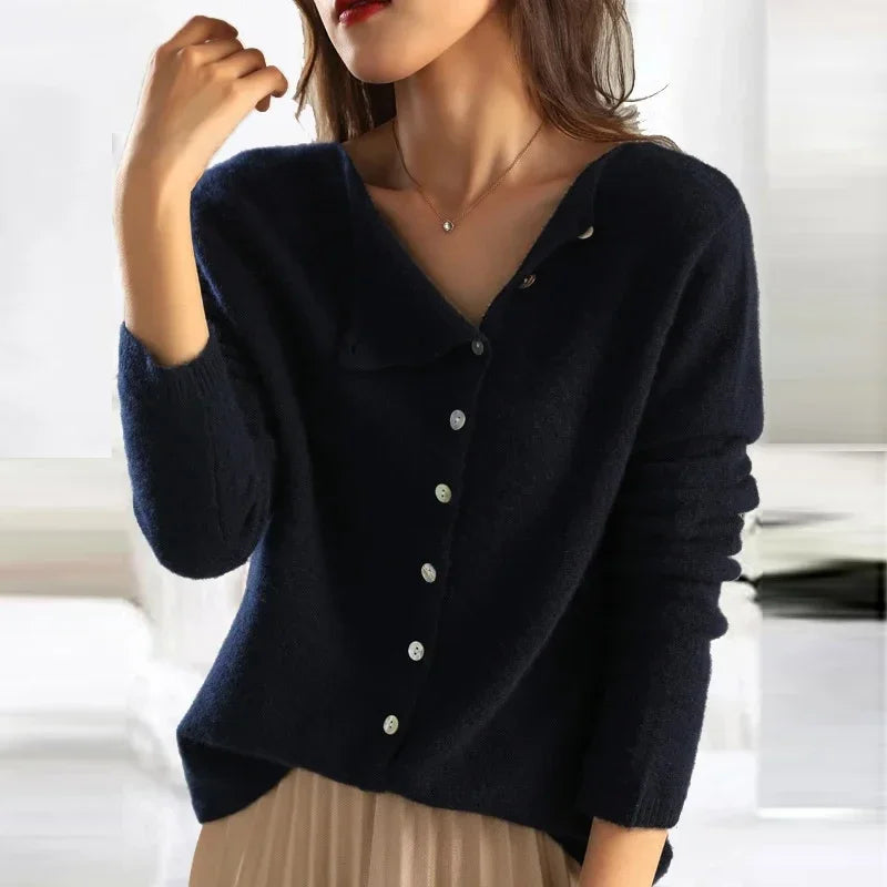 Leona women's cozy knit sweater. Chic long-sleeve top for comfortable casual wear, versatile autumn style.
