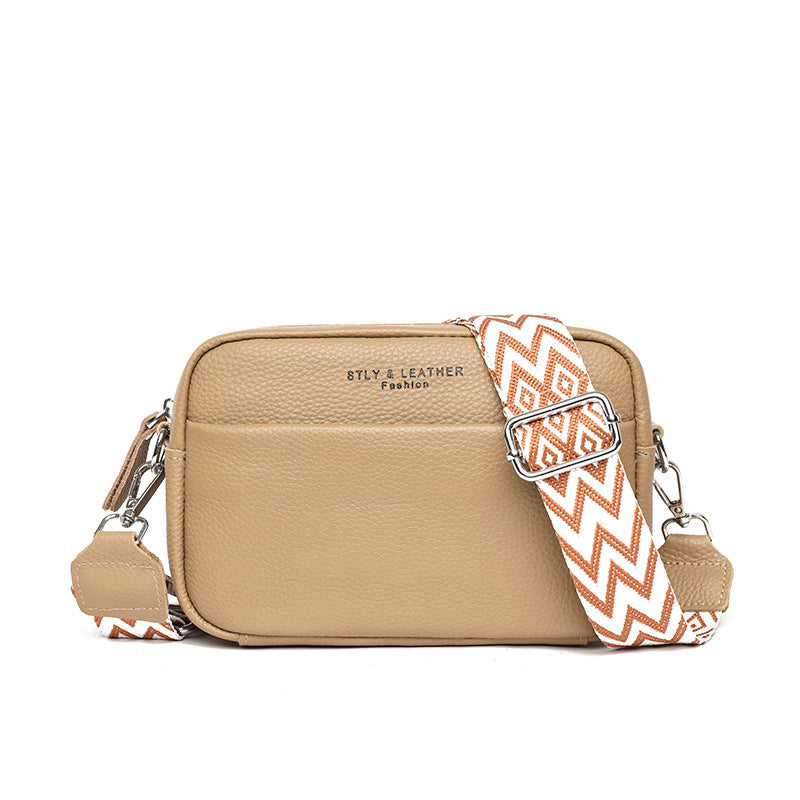 Sleek finish of the women's chic shoulder bag, durable and fashionable for daily errands and modern style.