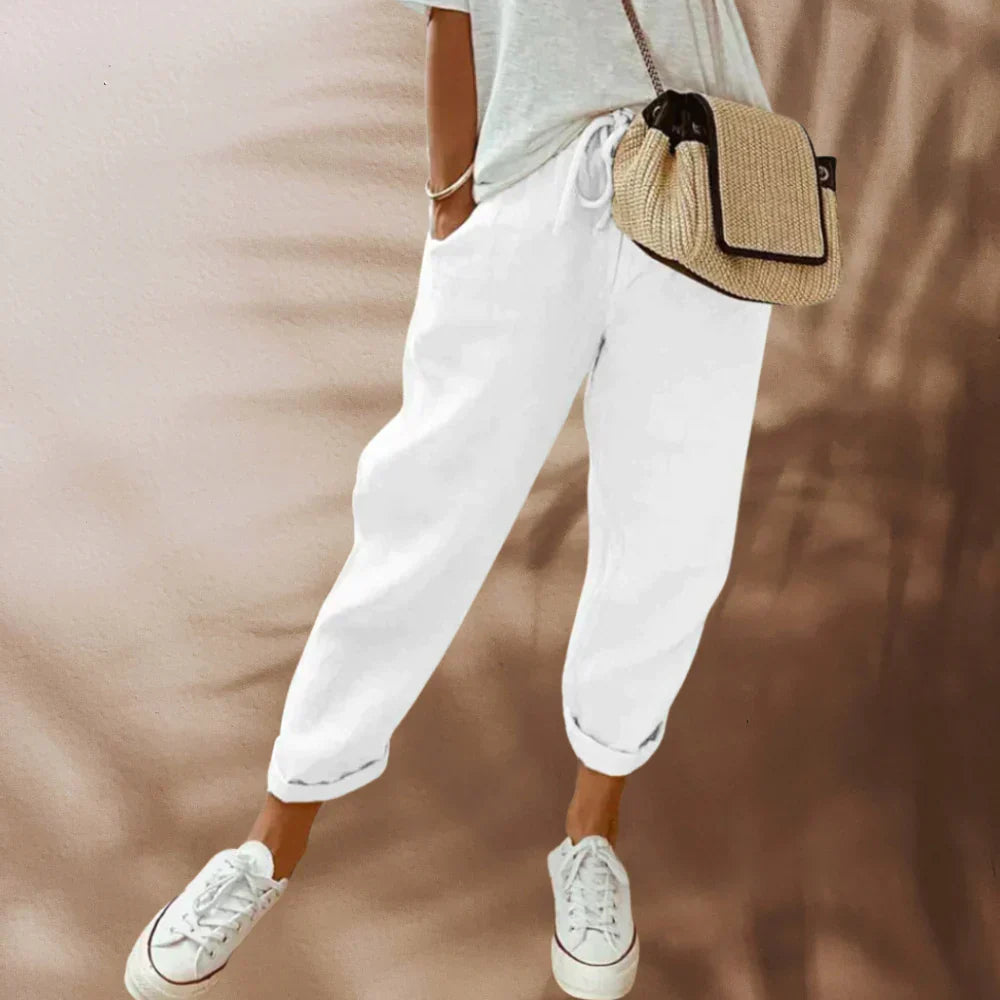 Effortless women's linen pants, combining comfort with a fashionable design for everyday elegance.