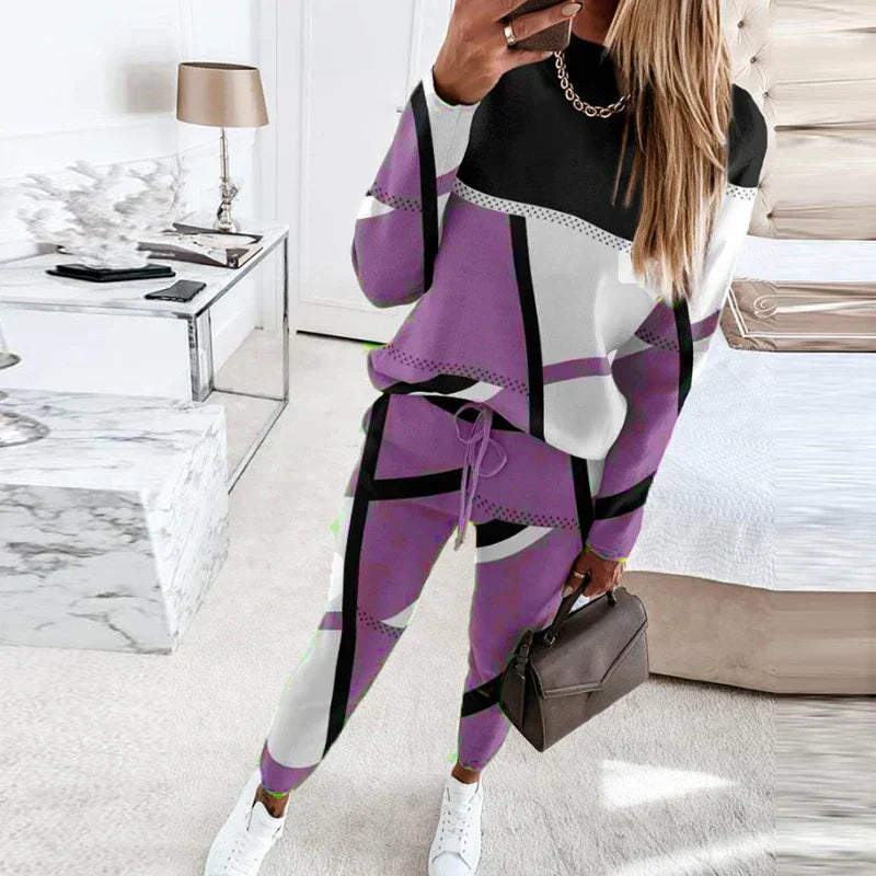 Detail of long pants from the women's 2-piece set, emphasizing comfortable fit & style.