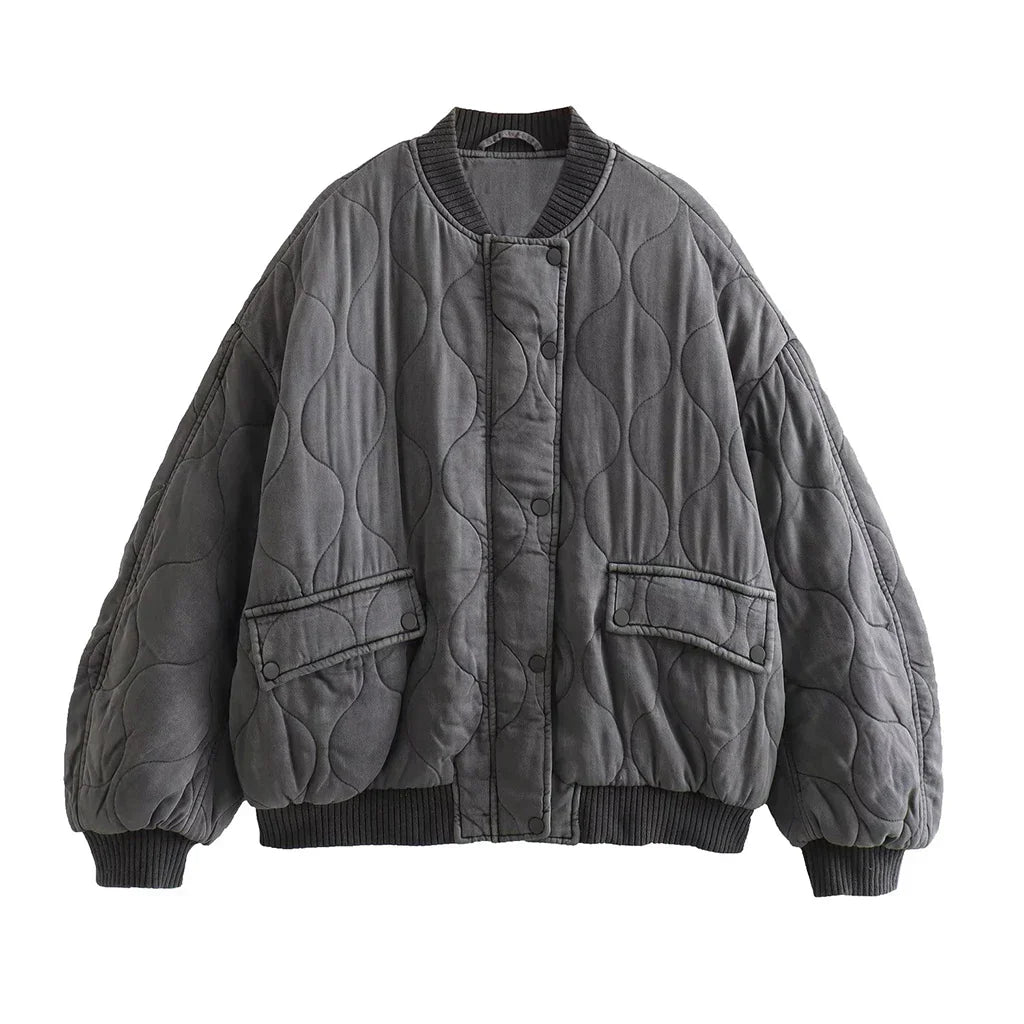 Women's chic quilted bomber jacket, perfect for everyday style & versatile outerwear.